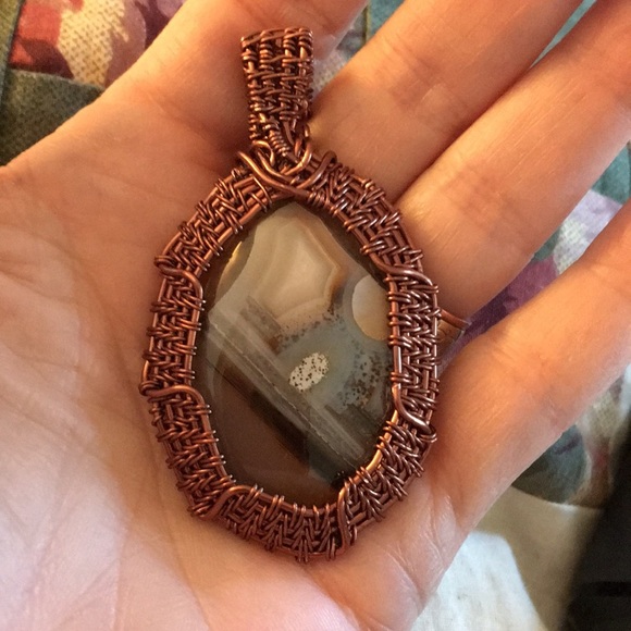 Botswana Agate Handmade Twisted in Bronze - Picture 1 of 6